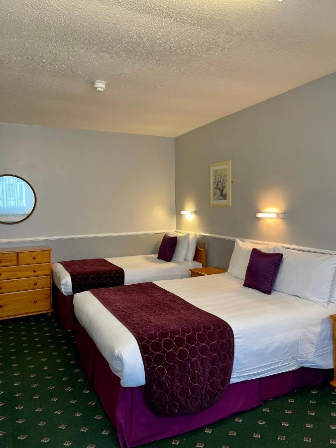 Palm Court B&B 伊尔弗勒科姆 外观 照片