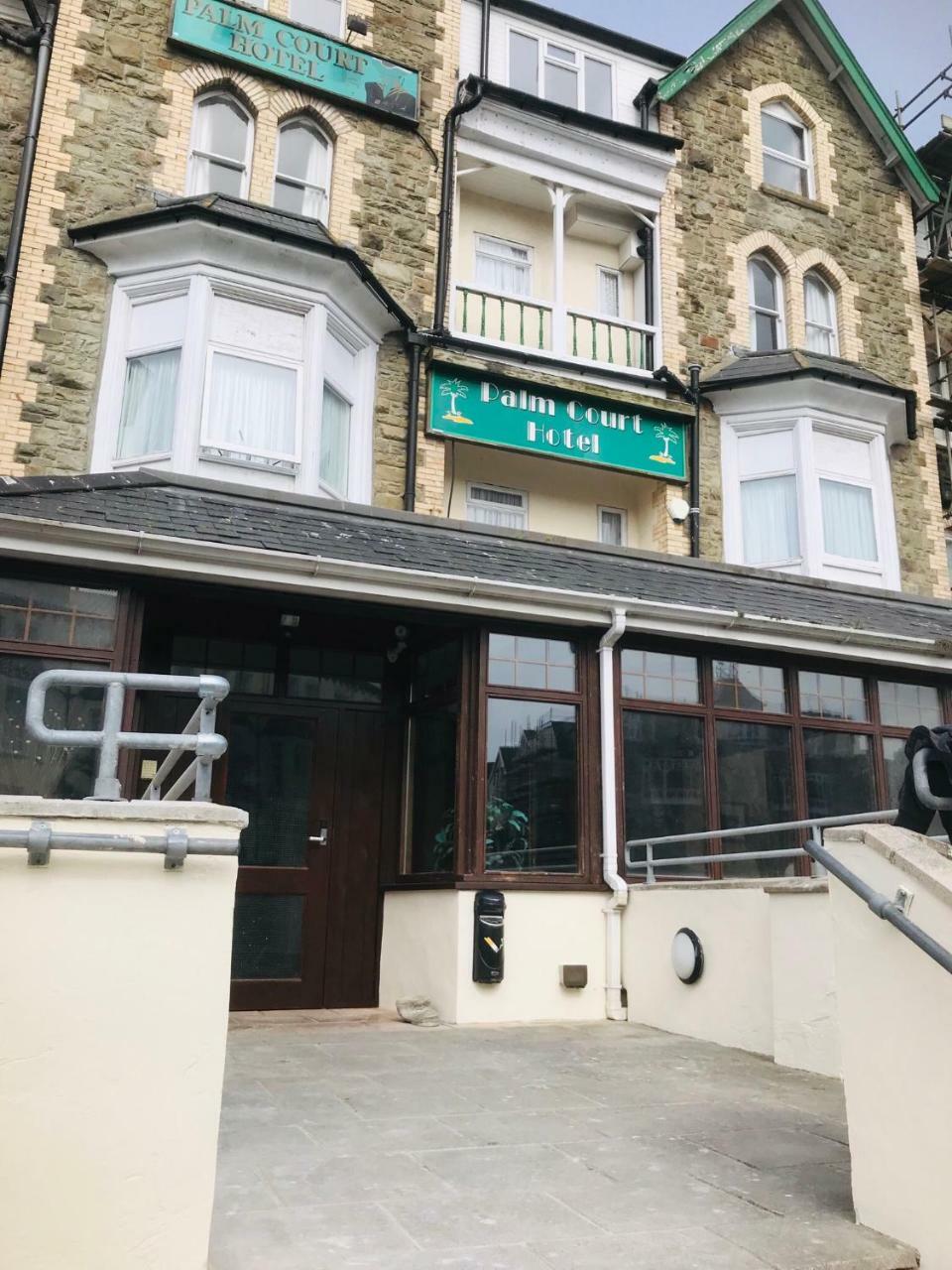 Palm Court B&B 伊尔弗勒科姆 外观 照片